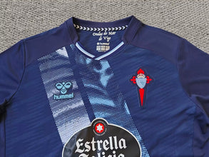 Celta de Vigo 25-26 Away